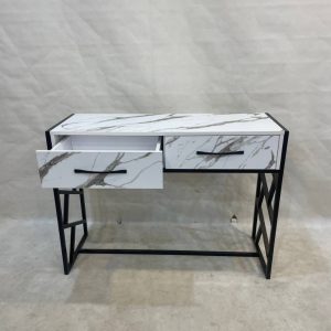 میز ناخن پایه فلزی